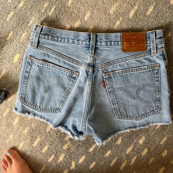 Levi’s 501 denim shorts - Picture 4 of 4